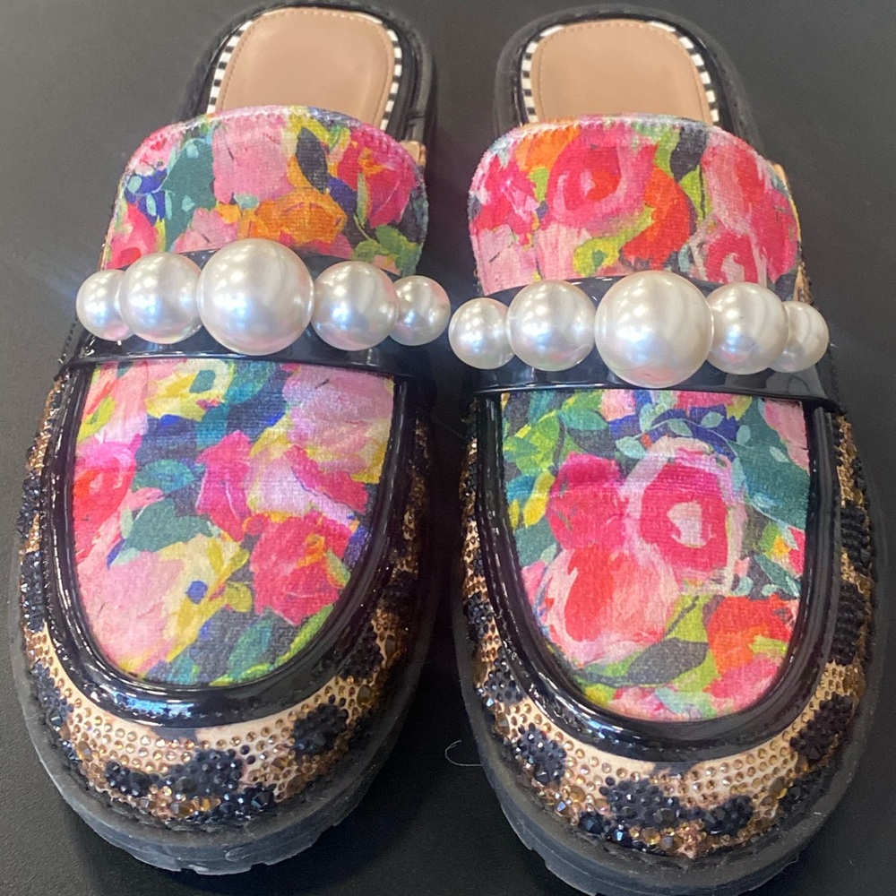 Betsey Johnson Norah Floral Pearl Embellished Women's Mules 8.5